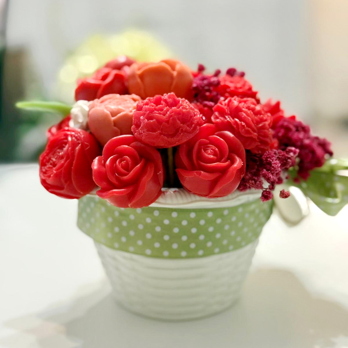 Aranjament din flori de sapun [3]