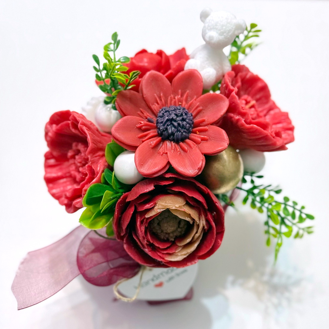 Aranjament din flori de sapun [2]