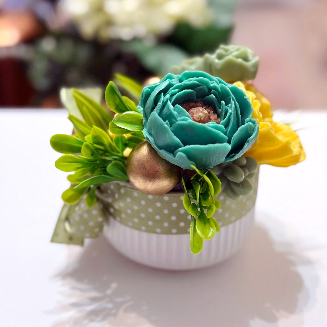 Aranjament din flori de sapun [2]