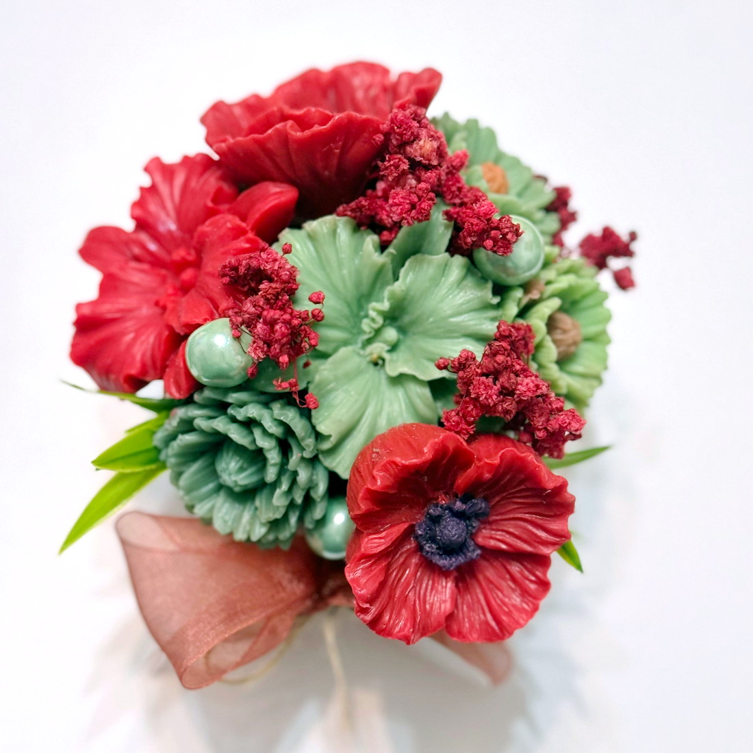 Aranjament din flori de sapun [3]