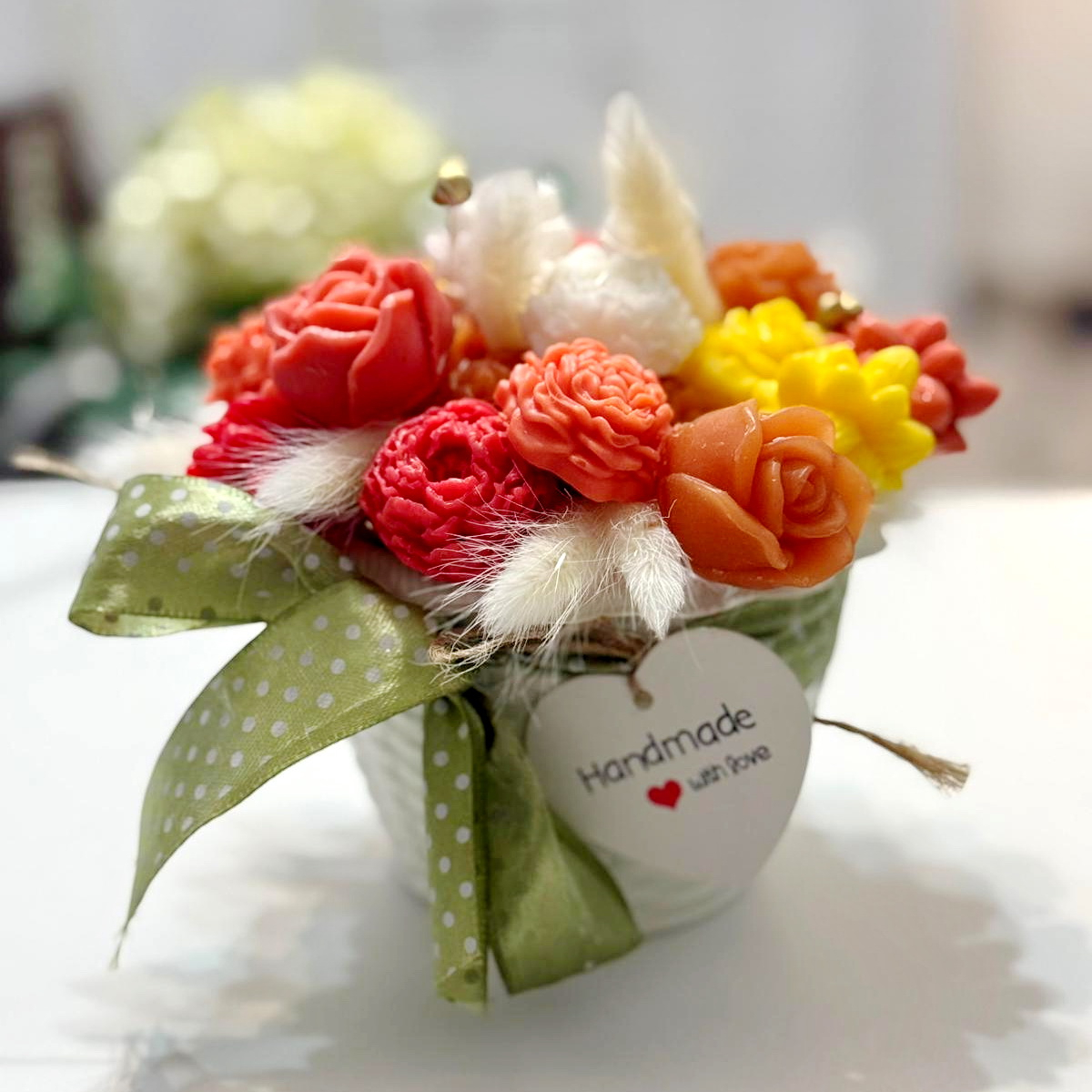 Aranjament din flori de sapun [4]