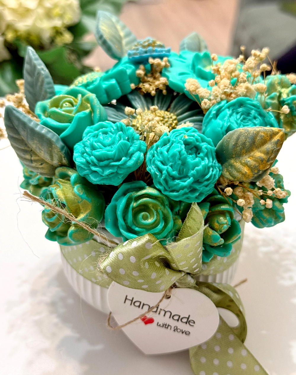 Aranjament din flori de sapun [2]