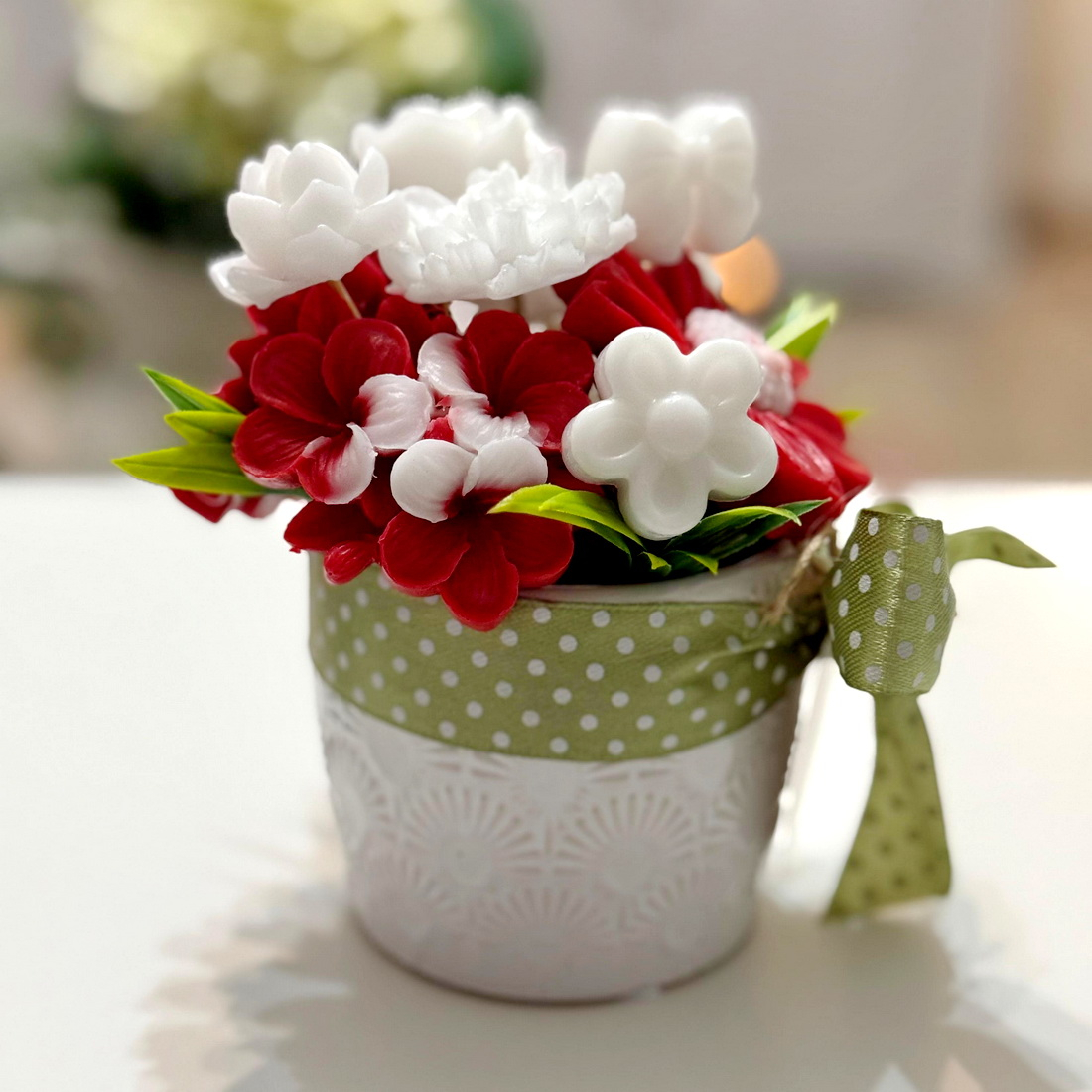 Aranjament din flori de sapun [2]