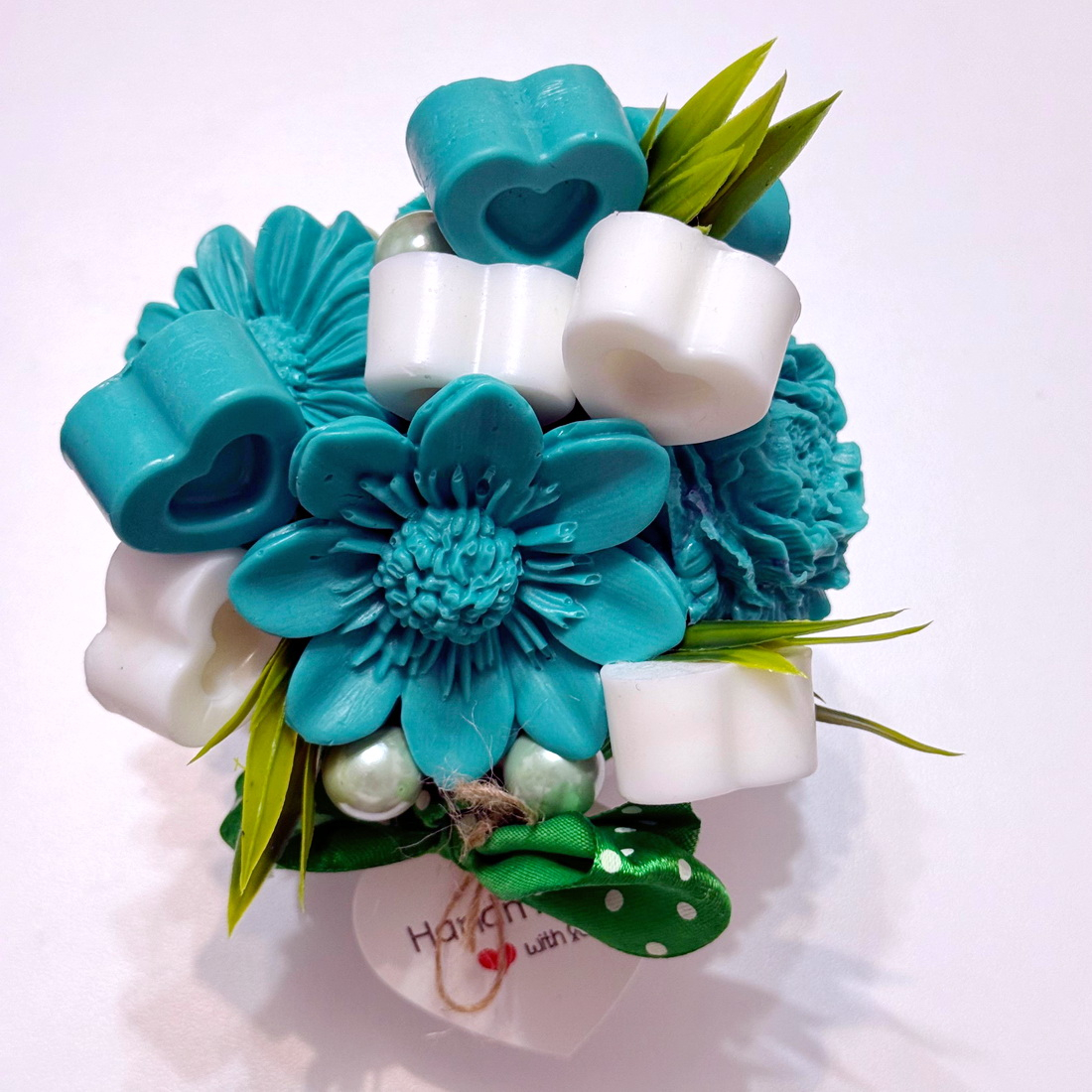 Aranjament din flori de sapun [3]