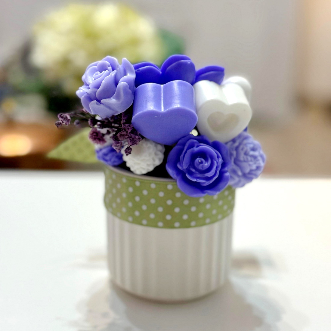 Aranjament din flori de sapun [4]