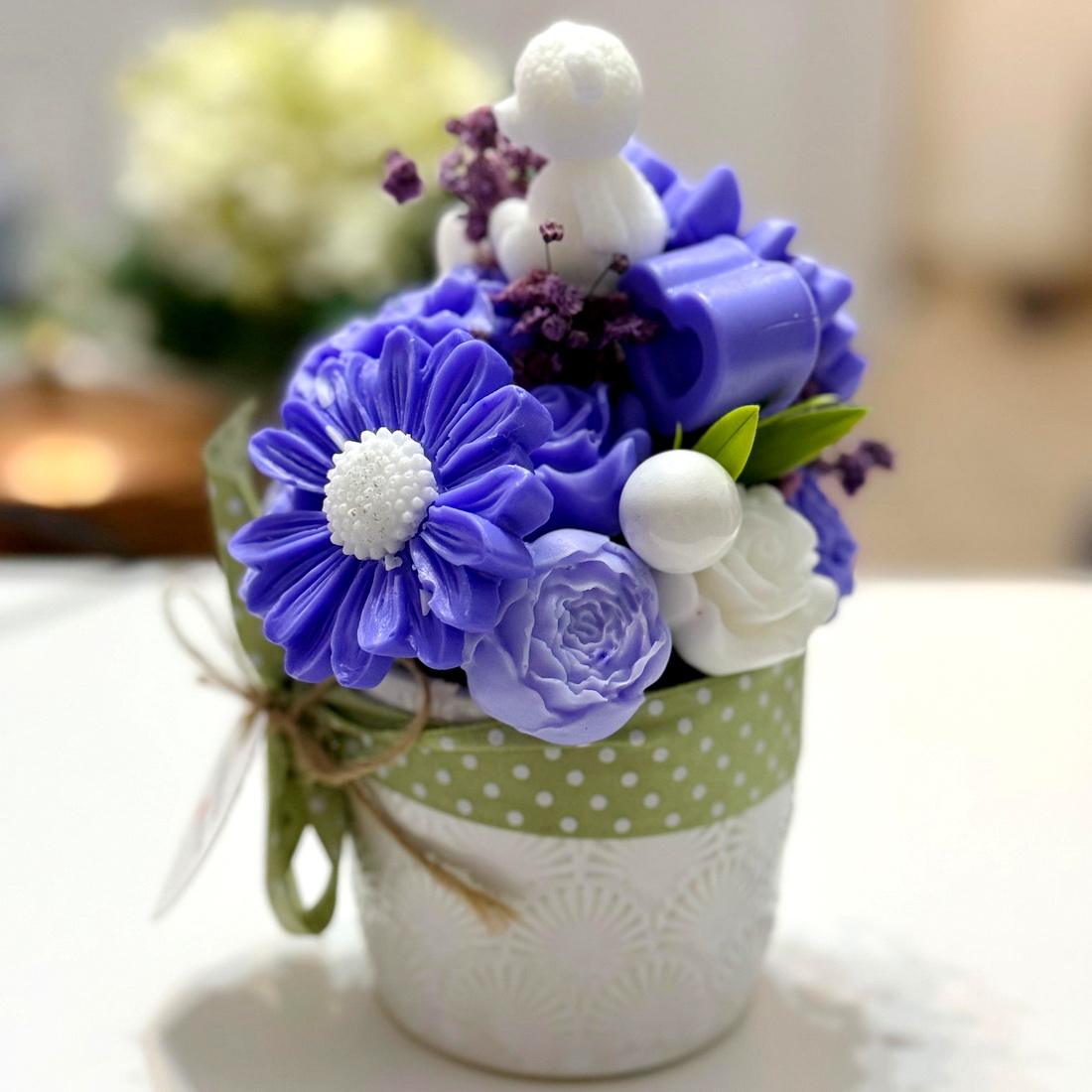 Aranjament din flori de sapun [5]