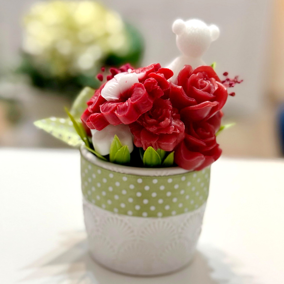 Aranjament din flori de sapun [4]