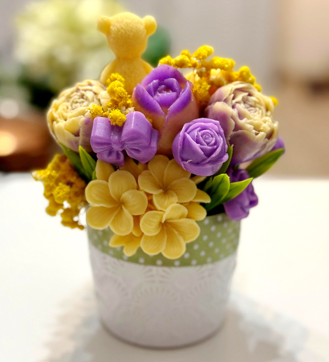 Aranjament din flori de sapun [4]