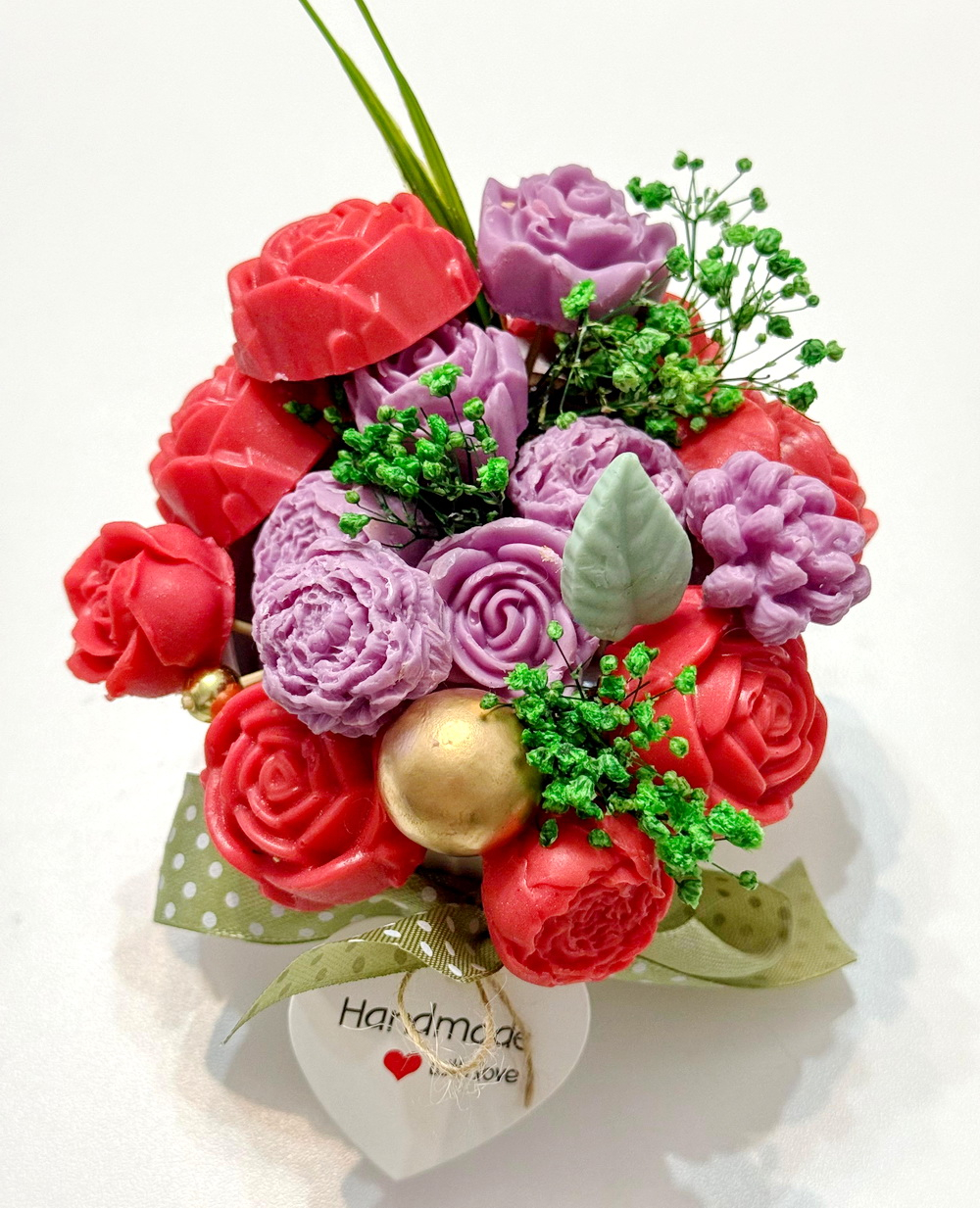 Aranjament din flori de sapun [4]