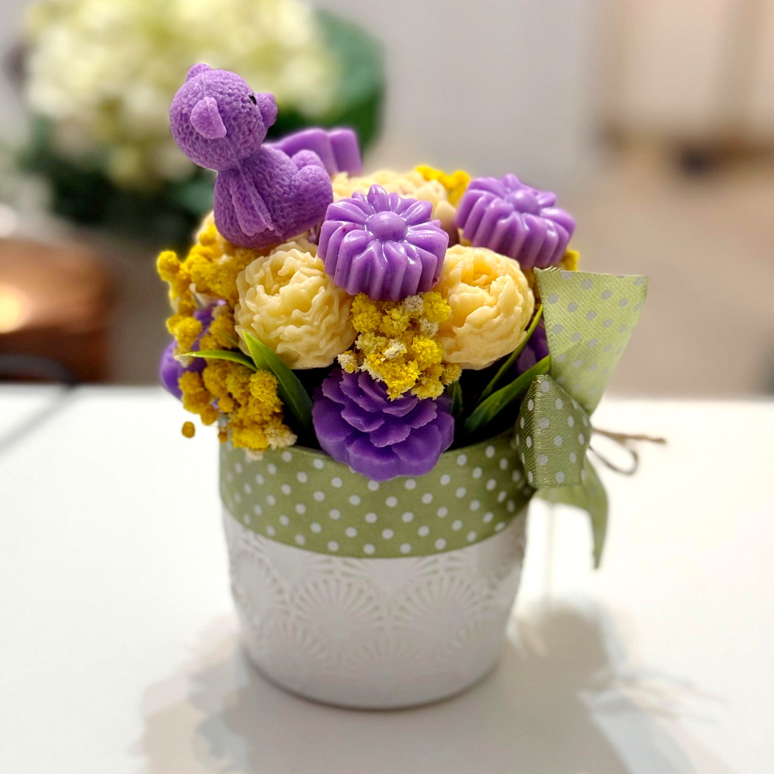 Aranjament din flori de sapun [2]