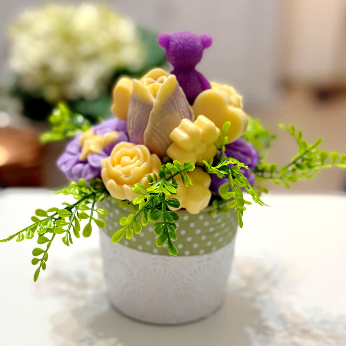 Aranjament din flori de sapun [3]