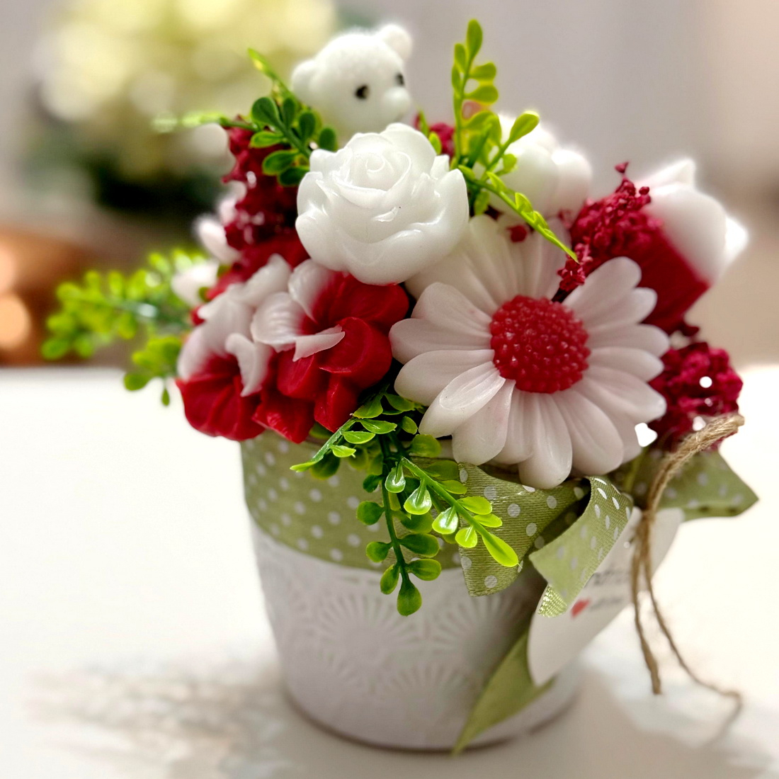 Aranjament din flori de sapun [2]