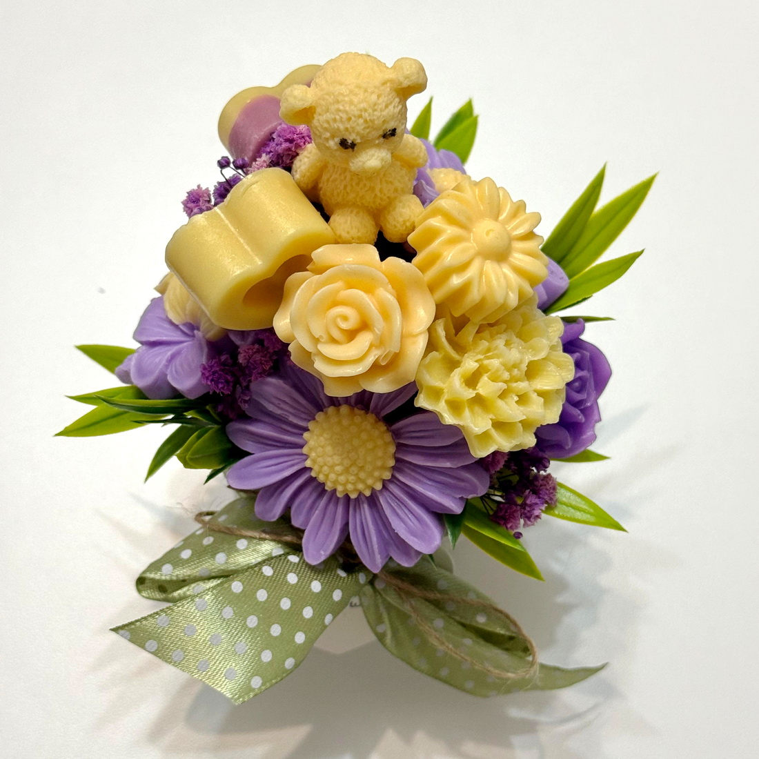 Aranjament din flori de sapun [4]