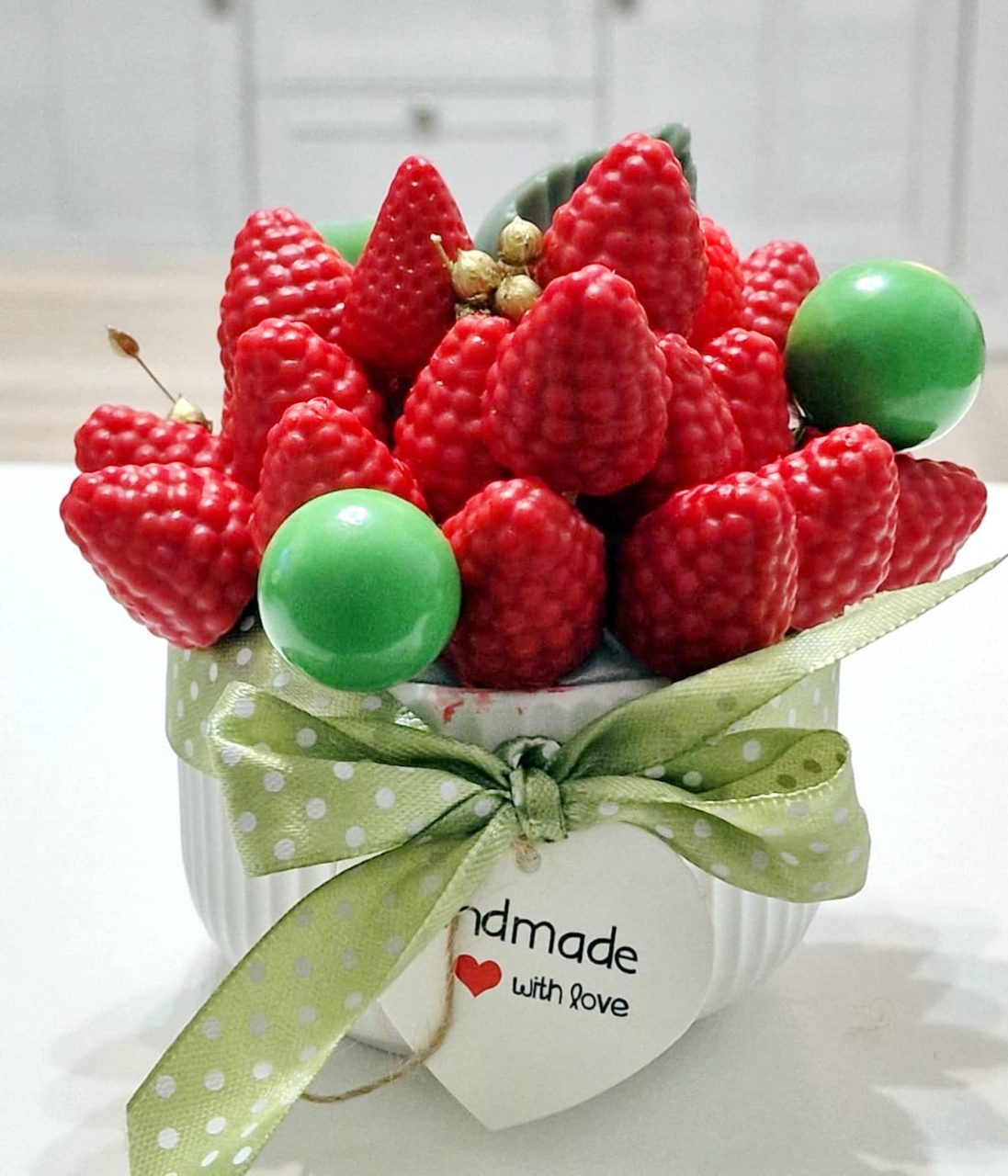 Aranjament din fructe de sapun [2]