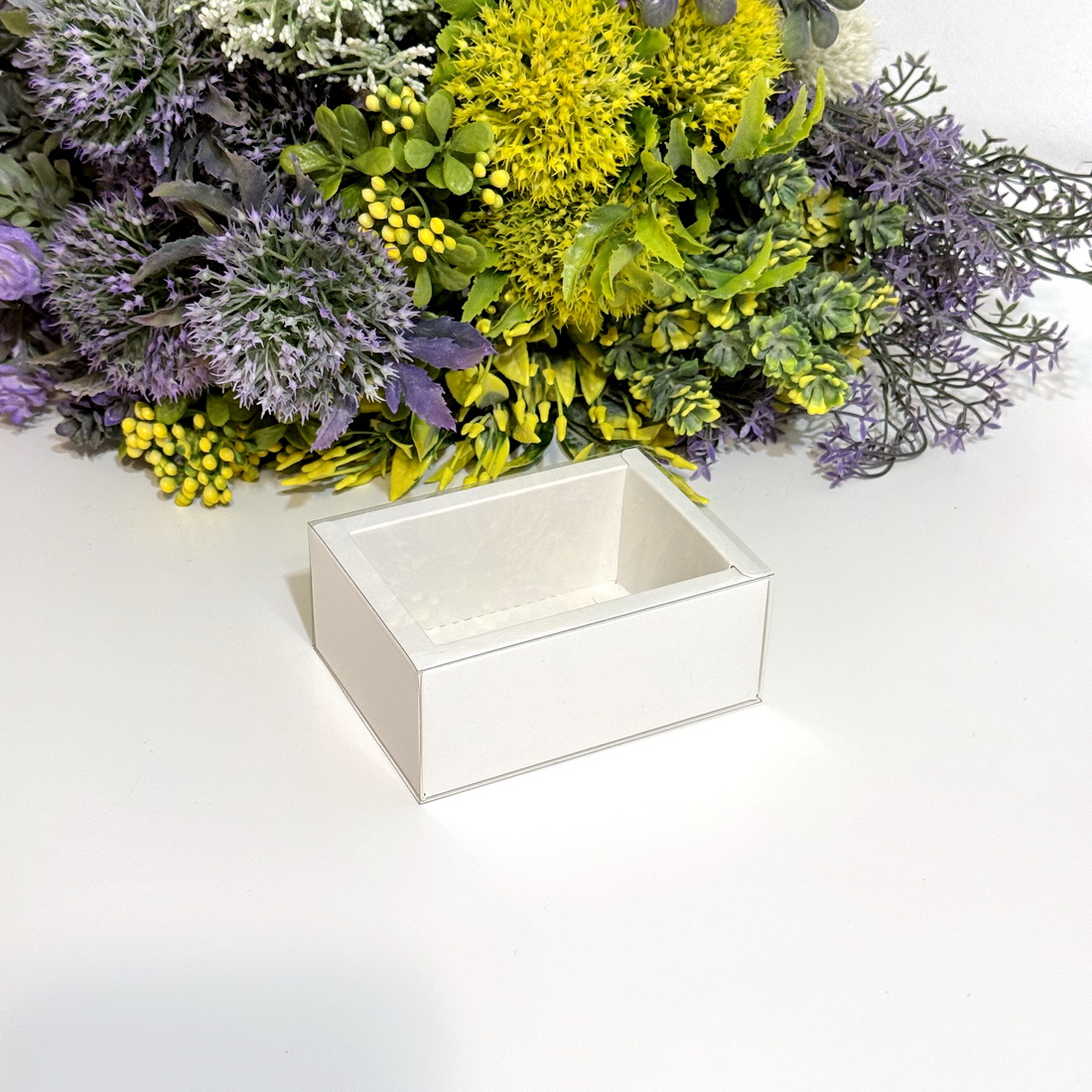 Cutie din carton alba cu capac din plastic 11cm x 8cm x 4.5cm [5]