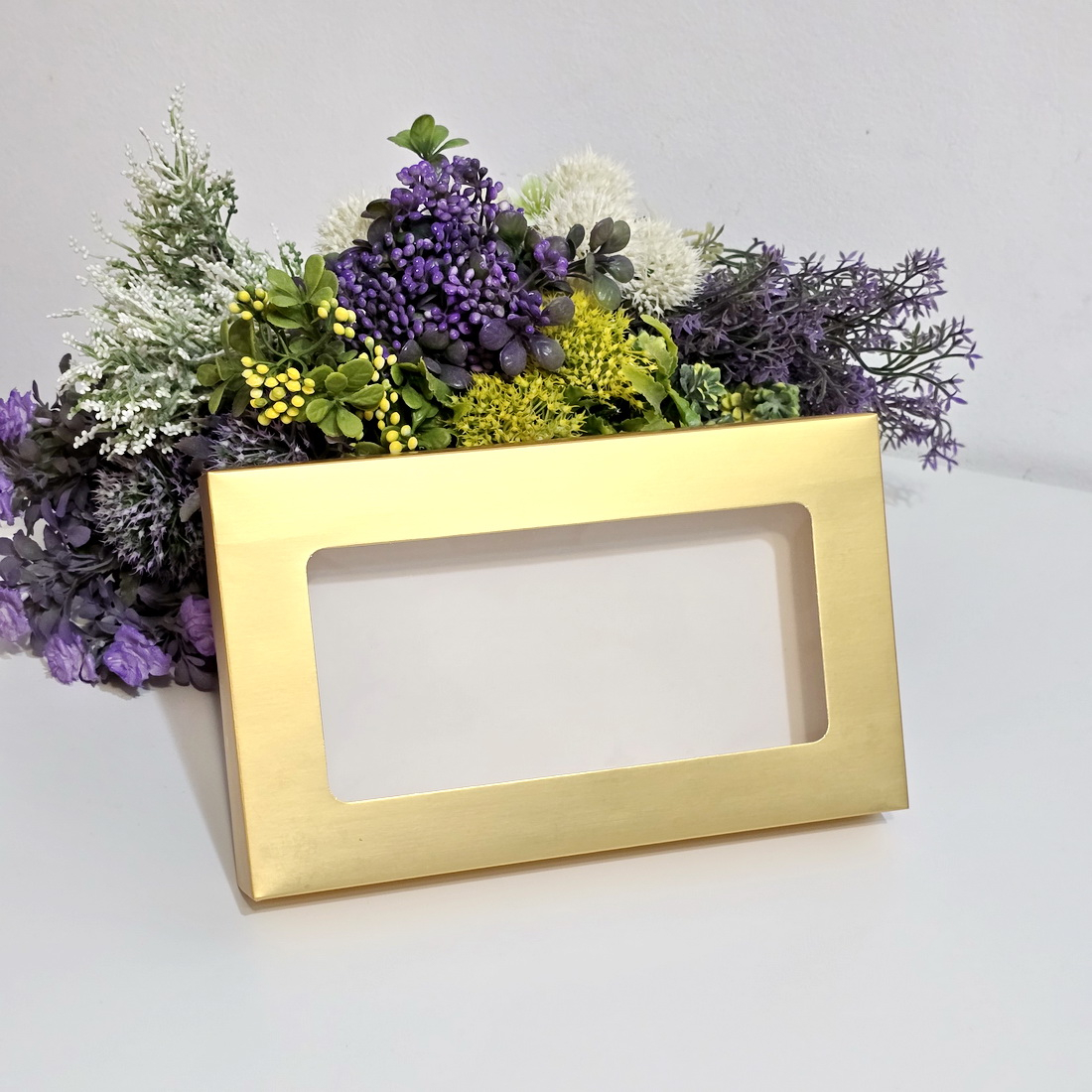 Cutie din carton aurie cu fereastra 25cm x 15cm x 4cm [2]