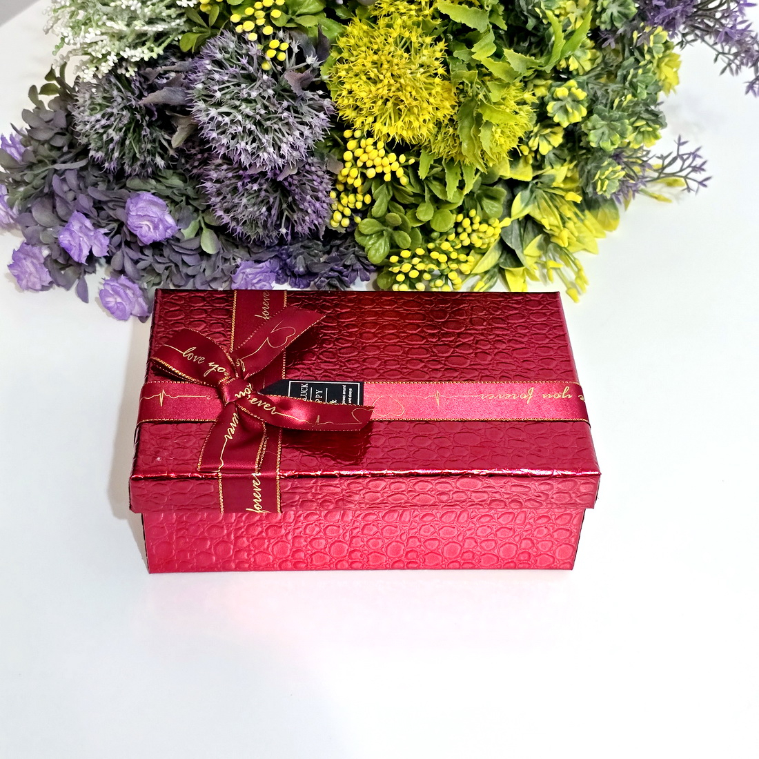 Cutie din carton rosu cu funda 23cm x 16cm x 10cm [5]