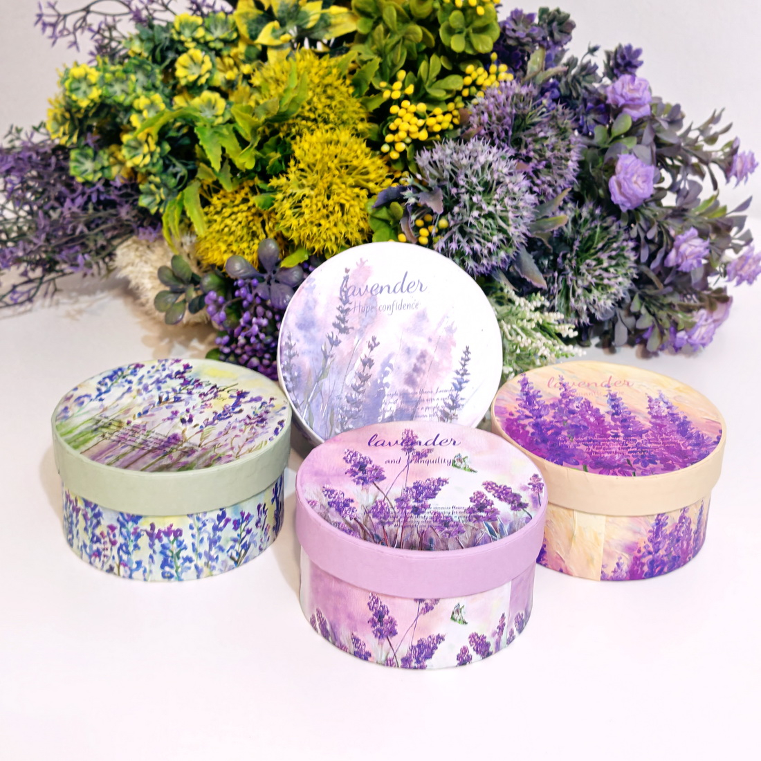 Cutie din carton rotunda model lavanda 10cm x 5cm [5]