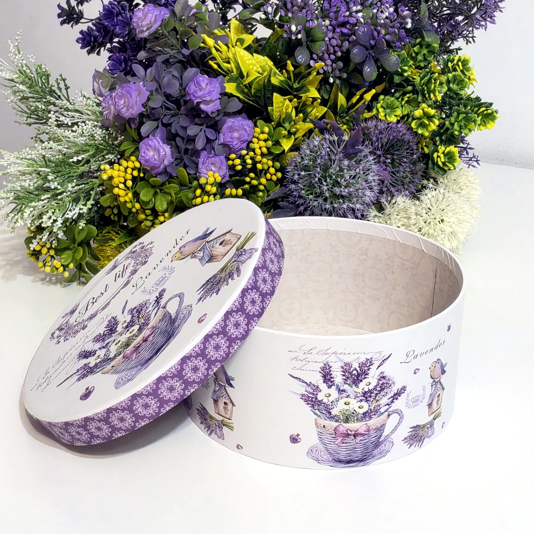 Cutie din carton rotunda model lavanda 19.5cm x 10cm [4]