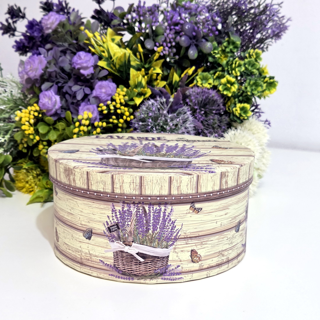 Cutie din carton rotunda model lavanda 17cm x 8.5cm [4]