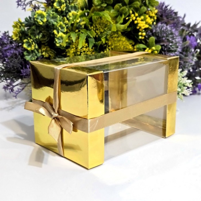 Cutie din plastic transparent cu capac din carton auriu si funda 15cm x 10cm x 10cm [4]