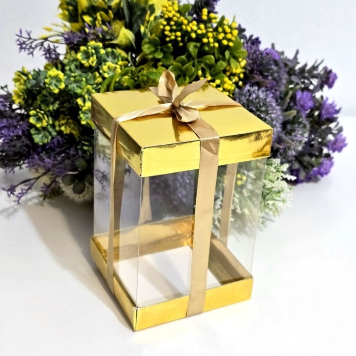 Cutie din plastic transparent cu capac din carton auriu si funda 15cm x 10cm x 10cm [2]