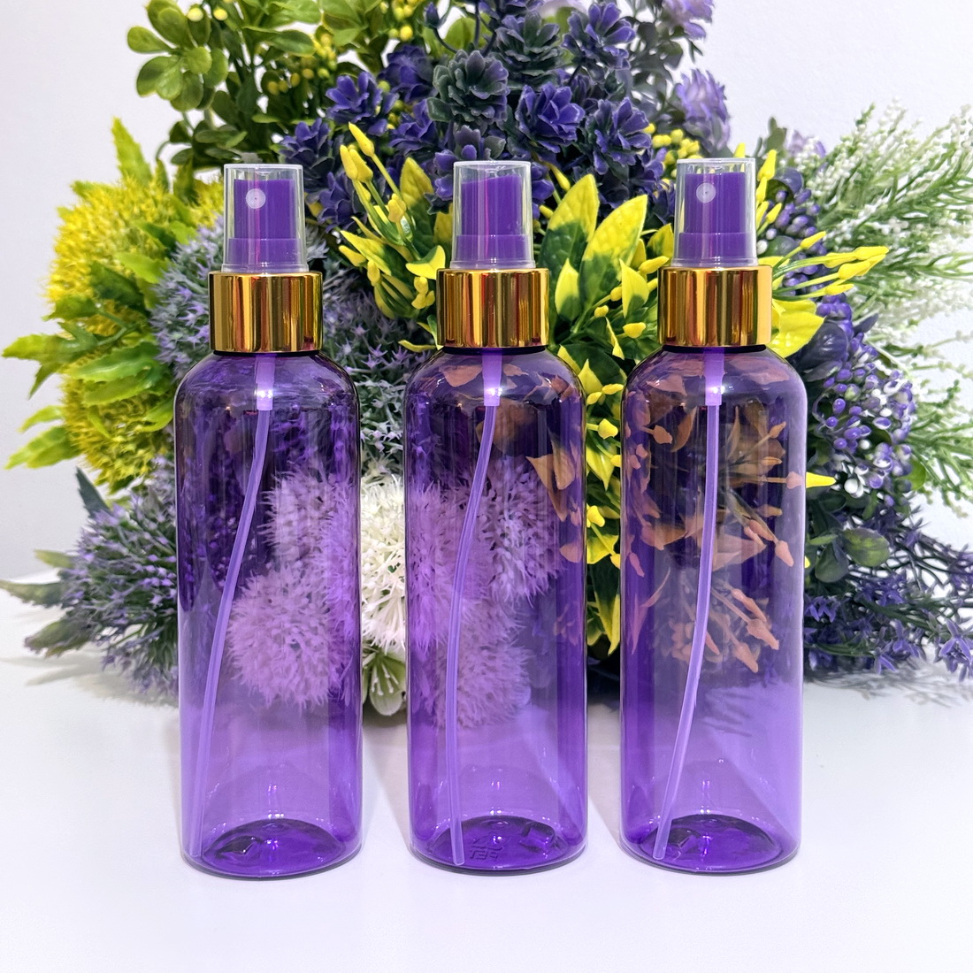 Set 100 flacoane mov 200 ml cu pulverizator tip spray cu inel auriu [4]