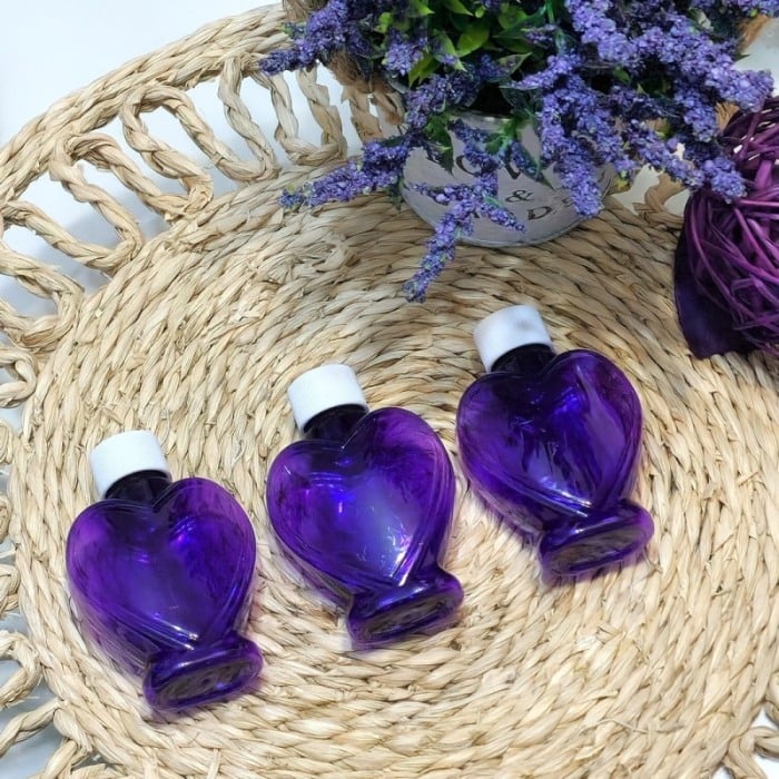 Flacon mov 60 ml forma inima cu capac alb [2]