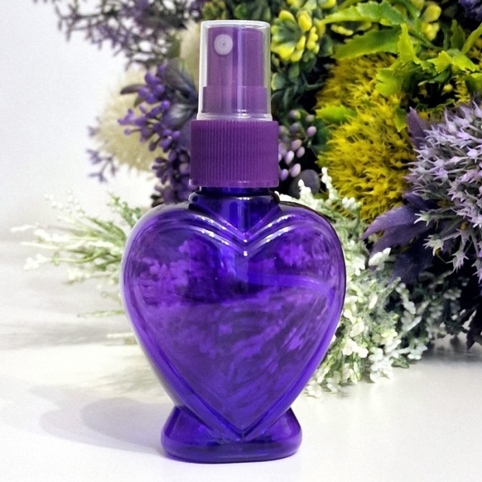 Flacon mov 60 ml forma inima cu pulverizator mov tip spray [2]