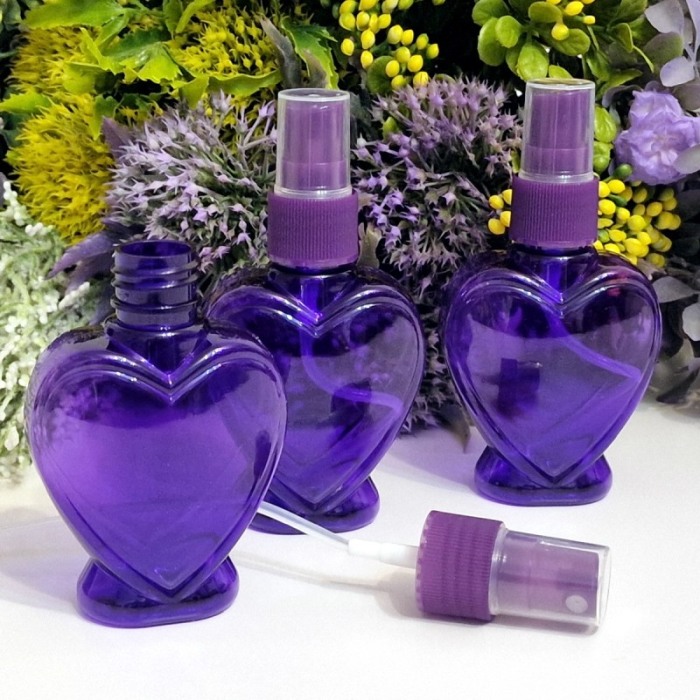 Flacon mov 60 ml forma inima cu pulverizator mov tip spray [3]