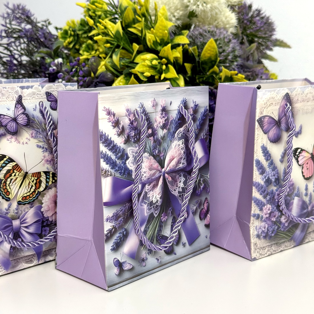 Pungi din carton model lavanda cu fluturi 14cm x 12cm [7]