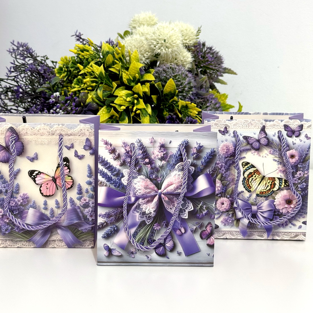 Pungi din carton model lavanda cu fluturi 14cm x 12cm [6]