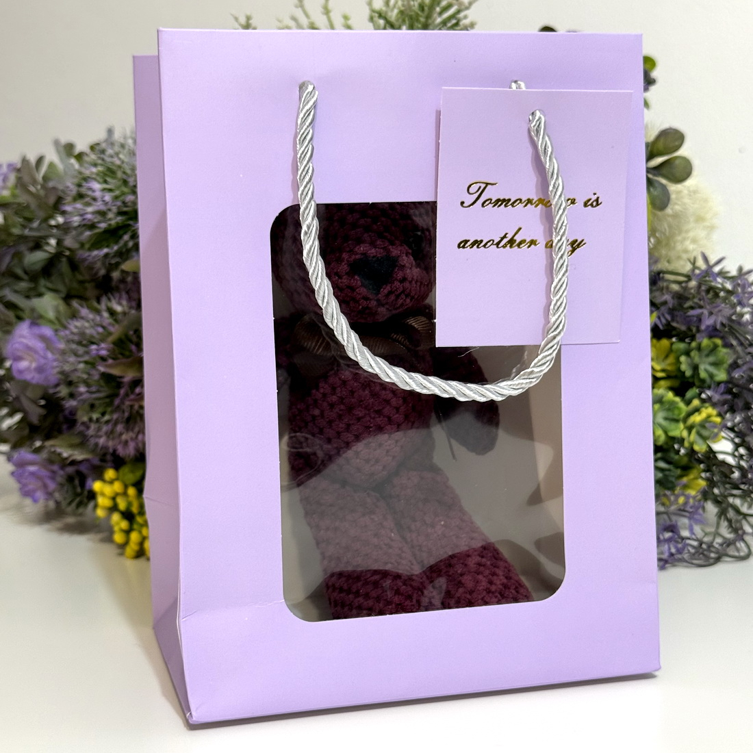 Pungi din hartie cartonata mov cu fereastra 20cm x 15cm x 10cm [6]