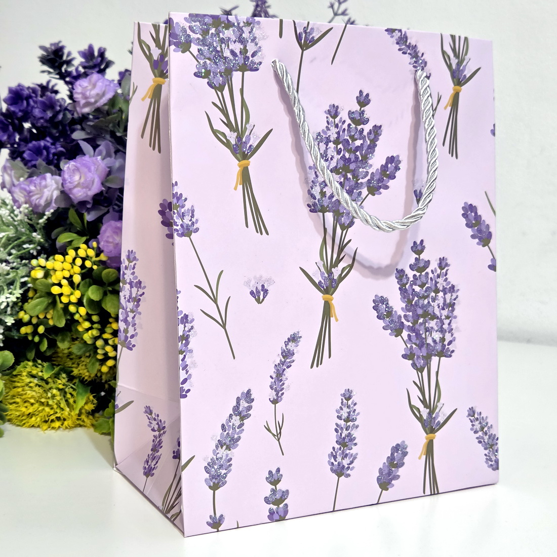 Pungi din hartie cartonata model lavanda 3 23cm x 18cm x 10cm [4]