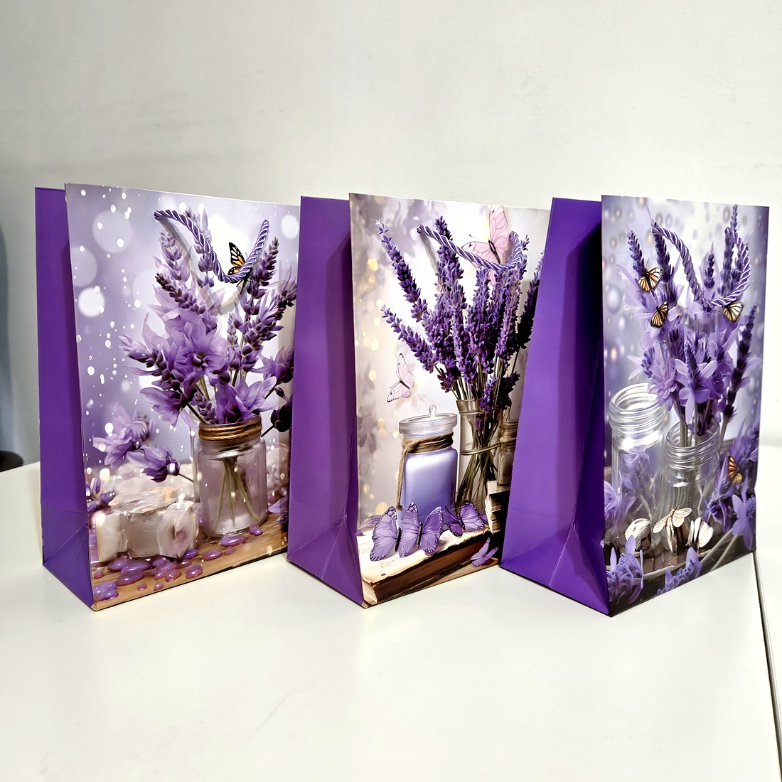 Pungi din hartie cartonata model lavanda 2 24cm x 18cm x 10cm [6]