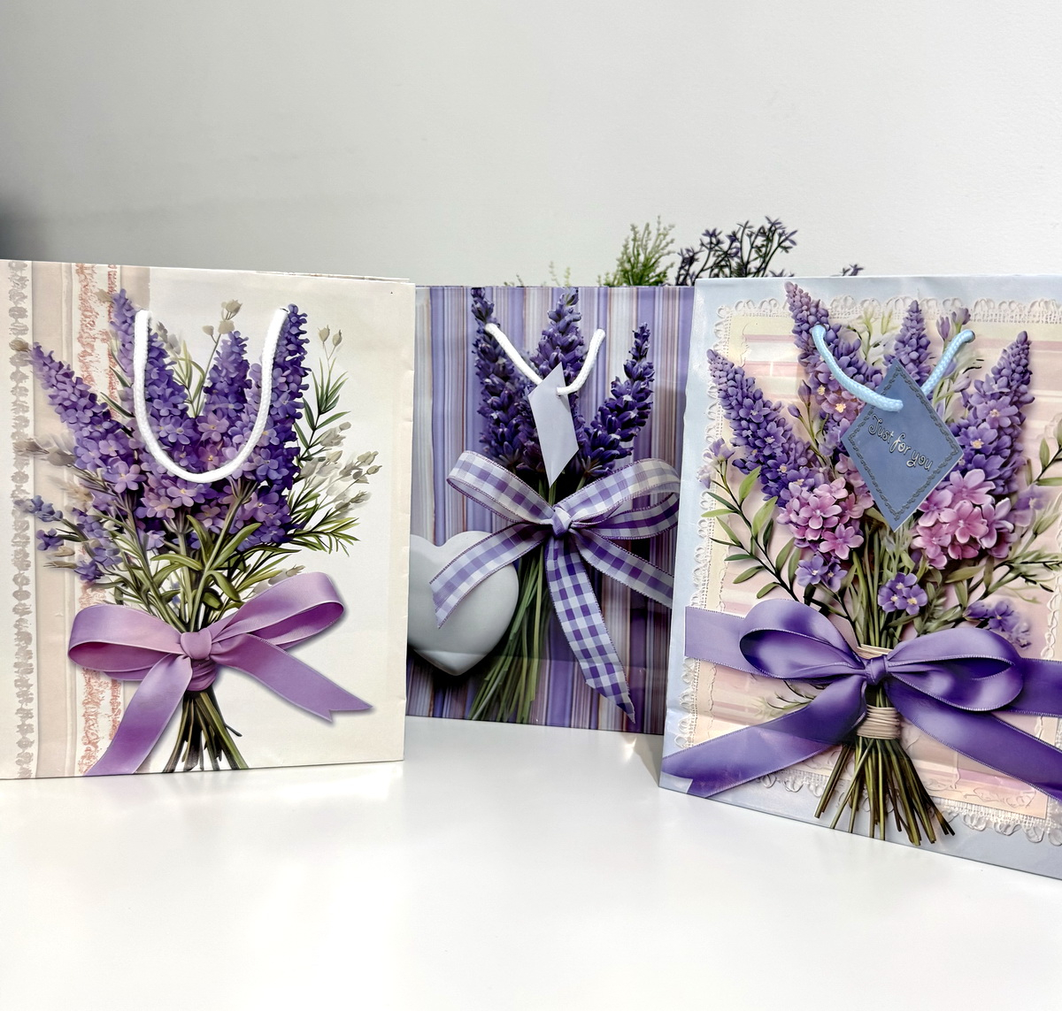 Pungi din hartie model lavanda 23cm x 18cm x 9cm [2]