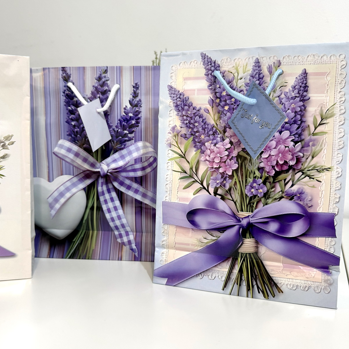 Pungi din hartie model lavanda 23cm x 18cm x 9cm [3]