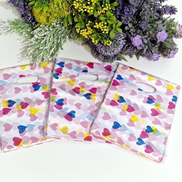 Set 100 pungi din plastic cu inimi multicolore 20cm x 15cm [4]