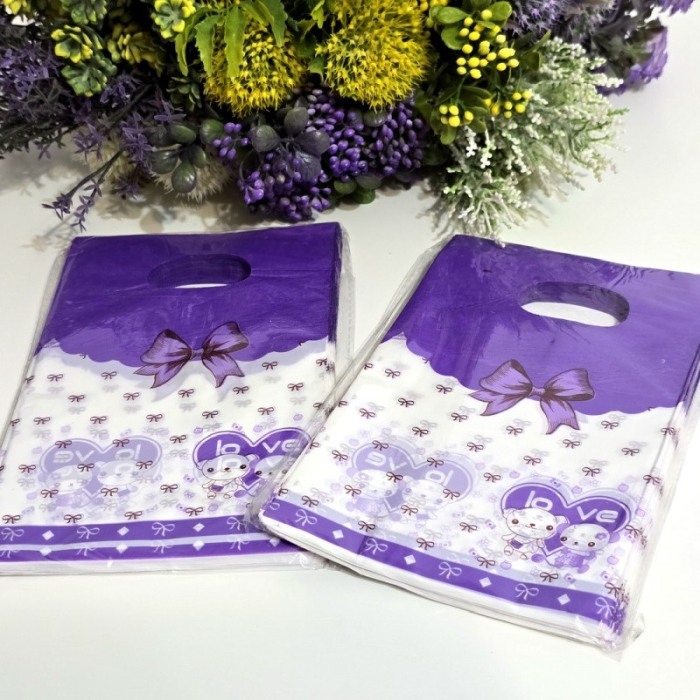 Set 50 pungi din plastic mov cu alb si funda mov 24cm x 18cm [4]