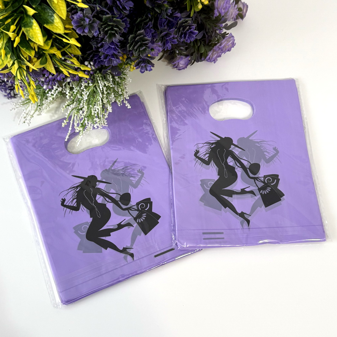 Set 100 pungi plastic mov imprimeu fata 20cm x 15cm [2]