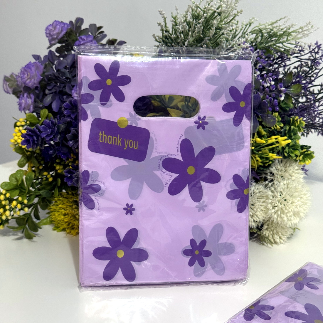 Set 100 pungi plastic mov imprimeu flori mov 20cm x 15cm [3]