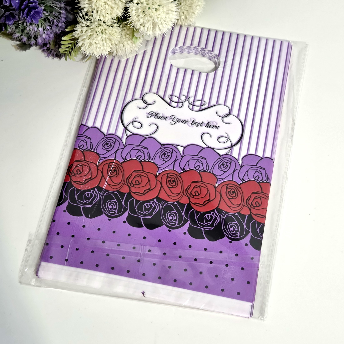 Set 100 pungi plastic imprimeu trandafiri 30cm x 20cm [3]