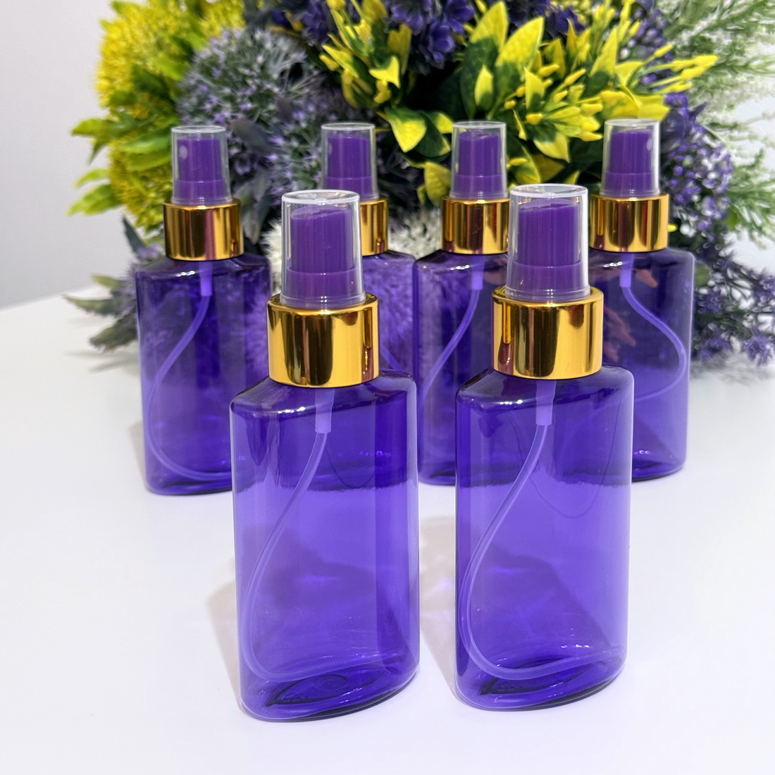 Set 50 flacoane mov plate 100 ml cu pulverizator mov tip spray cu inel auriu [5]