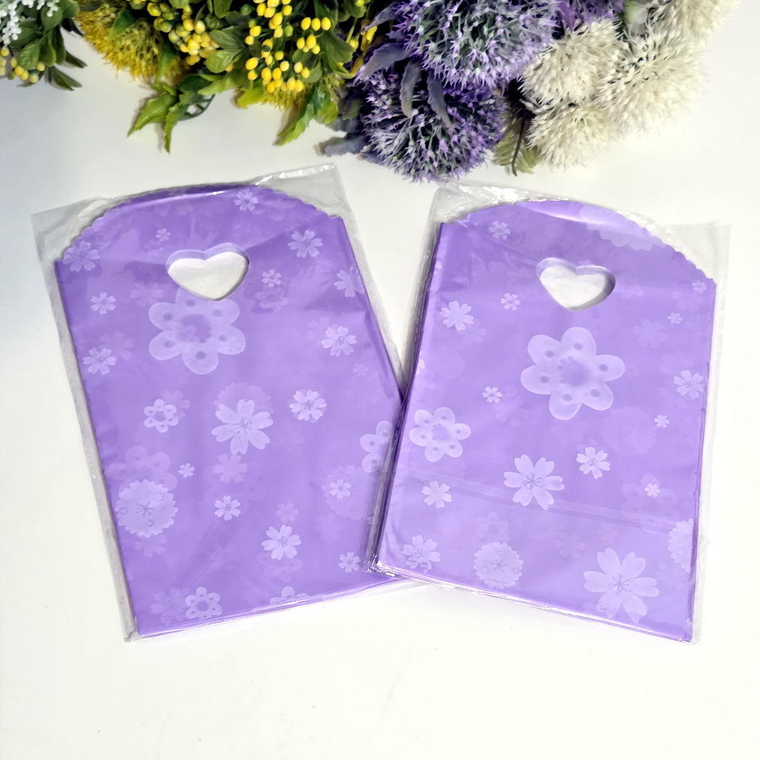 Set 50 pungi din plastic mov 21cm x 13cm [2]