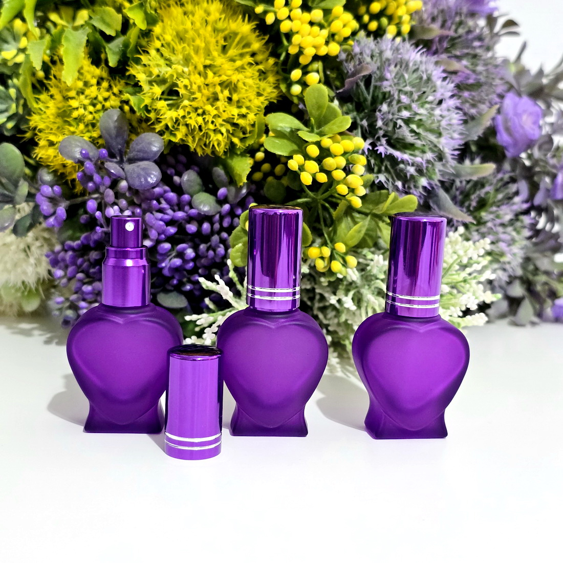Sticlute din sticla mov 10 ml cu pulverizator pentru parfum [4]