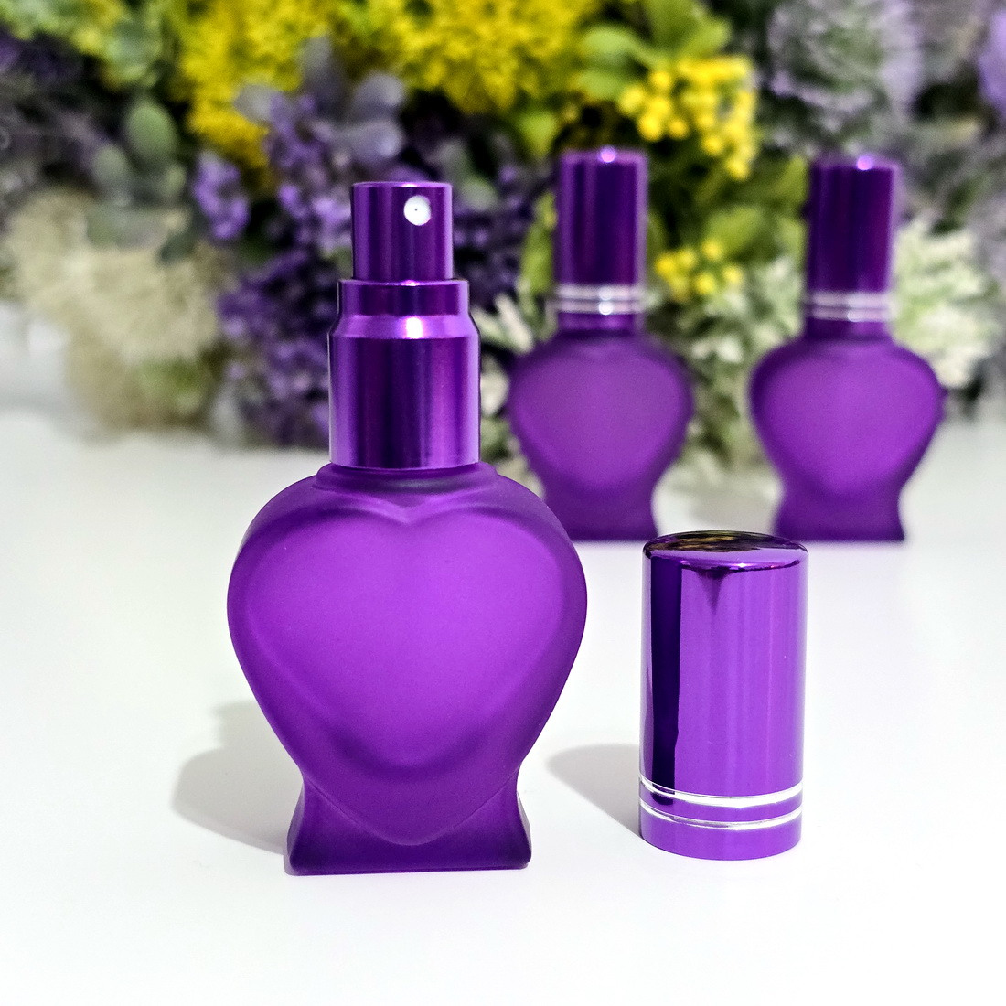 Sticlute din sticla mov 10 ml cu pulverizator pentru parfum [5]