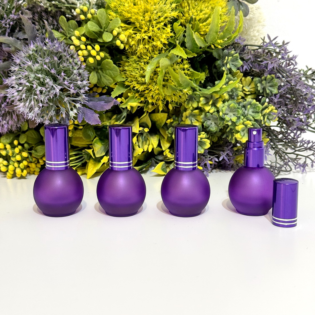 Sticlute din sticla mov 10 ml cu pulverizator pentru parfum [3]