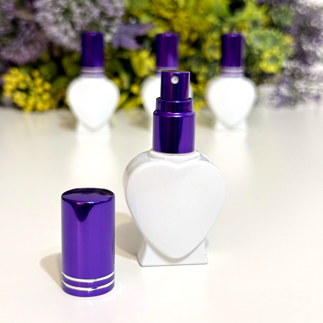 Sticlute din sticla alba 10 ml cu pulverizator pentru parfum [2]