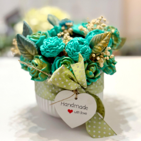 Noutăți - Aranjament din flori de sapun