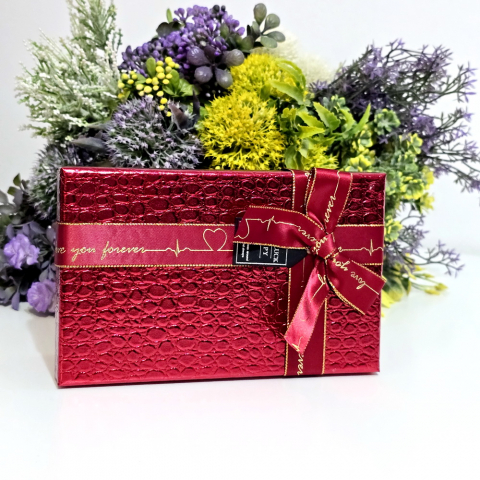 Cutie din carton rosu cu funda 23cm x 16cm x 10cm [1]